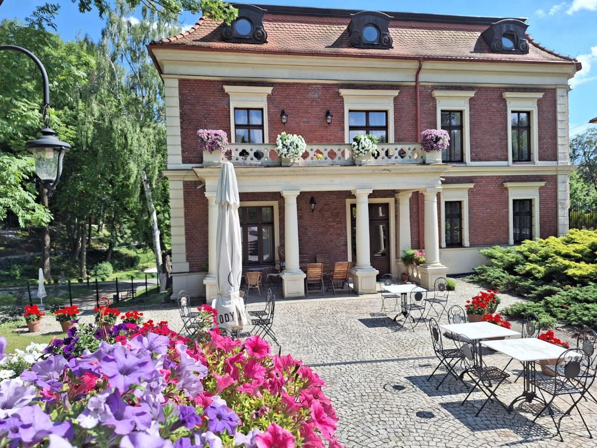 Hotel Charlotta Jedlina-Zdroj Eksteriør bilde